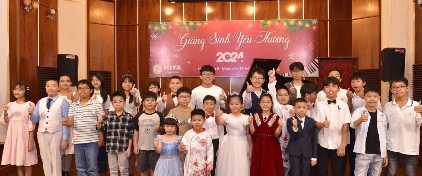 GIÁNG SINH YÊU THƯƠNG 2024